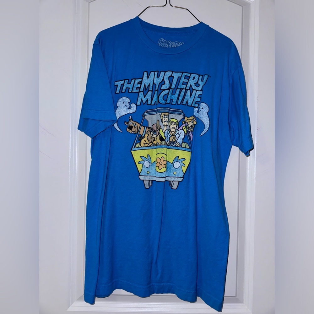 scooby doo graphic tee